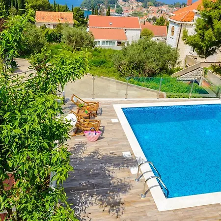 Tandem Apartments With Swimming Pool Cavtat Kültér fotó